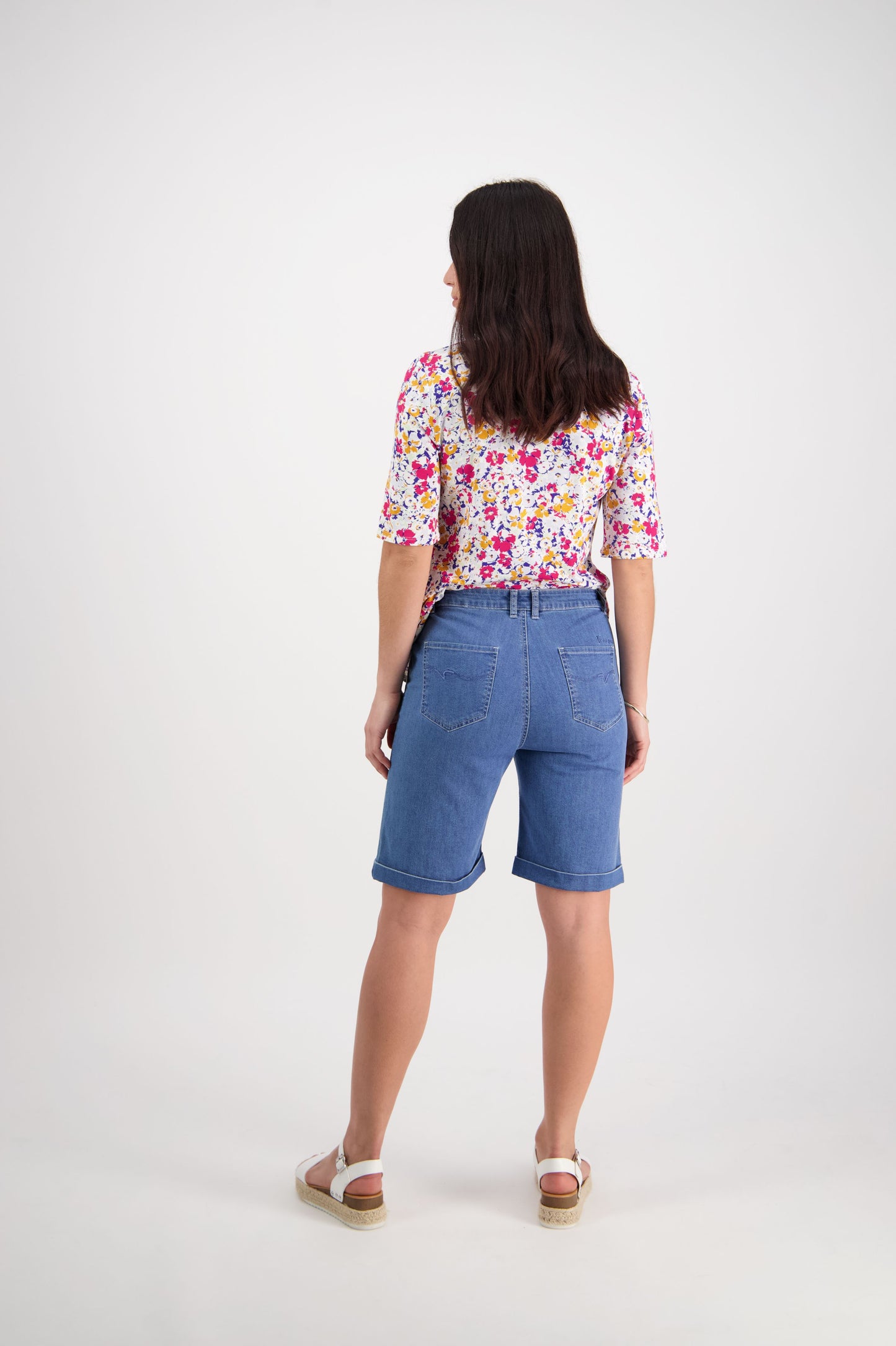 Slim Leg Above Knee Short - Mid Wash